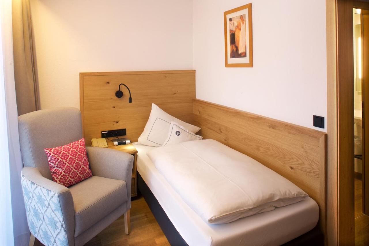 Hotel Menning ***S โอเบอร์สทดอร์ฟ ภายนอก รูปภาพ
